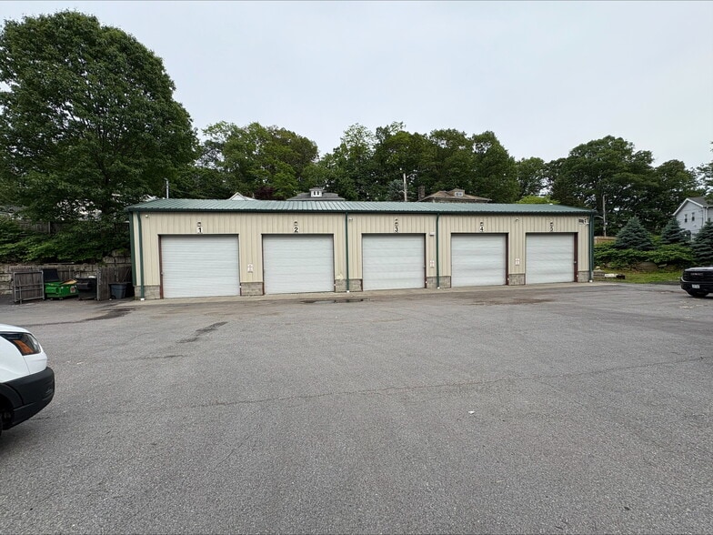 37A Old Albany Post Rd, Ossining, NY for sale - Building Photo - Image 2 of 5