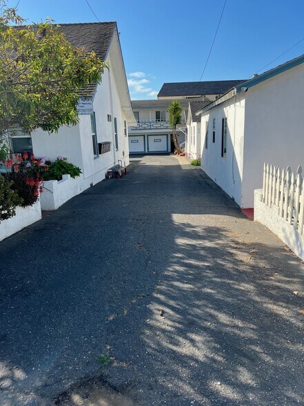230 Stimson Ave, Pismo Beach, CA à vendre - Photo du bâtiment - Image 2 de 8