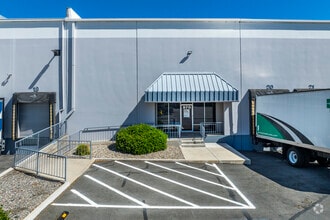 964 United Cir, Sparks, NV for lease Building Photo- Image 2 of 14