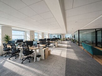 Plus de détails pour 17 Place Des Reflets, Courbevoie - Bureau à louer