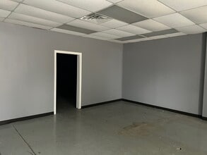2429-2458 Walnut Ridge St, Dallas, TX for lease Interior Photo- Image 2 of 5