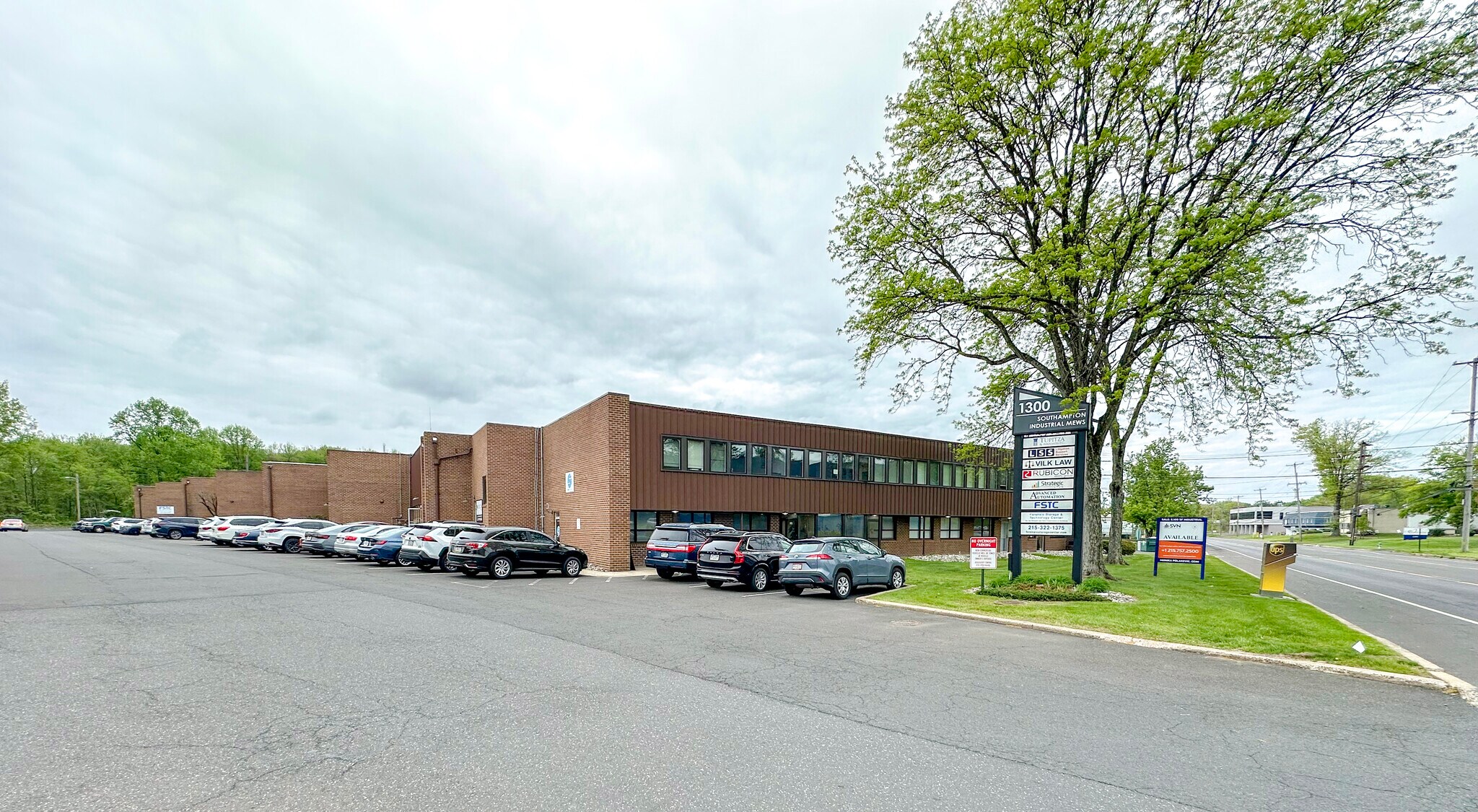 1300 Industrial Blvd, Southampton, PA à louer Photo principale- Image 1 de 14