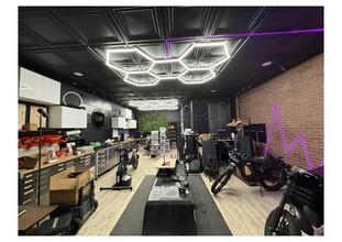 4422 3rd Ave, Brooklyn, NY for lease Interior Photo- Image 1 of 13