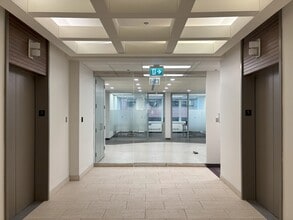 727 7th Ave SW, Calgary, AB for lease Interior Photo- Image 2 of 7