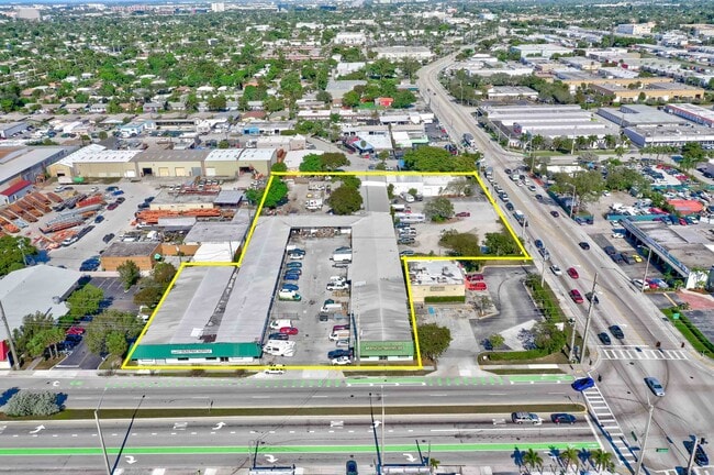 Plus de détails pour 859 NE 44th St, Oakland Park, FL - Local d'activités, Industriel à louer