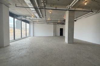 4-34 26th Ave, Astoria, NY à louer Photo intérieure- Image 1 de 6