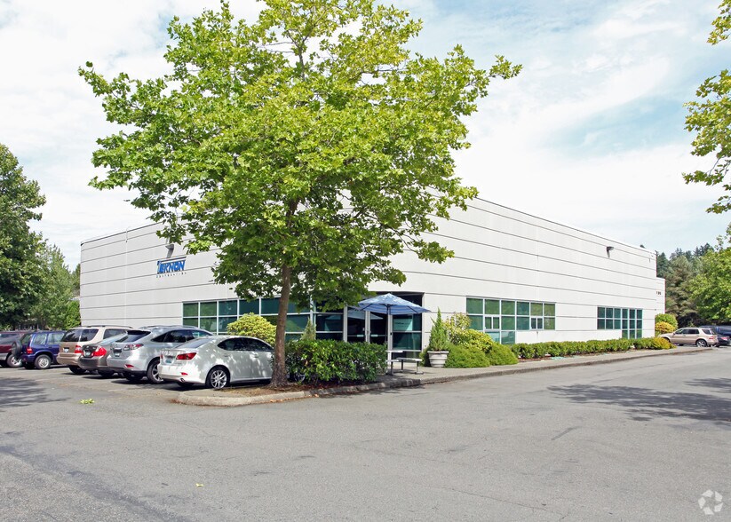 15443-15459 NE 95th St, Redmond, WA à louer - Photo du bâtiment - Image 3 de 9