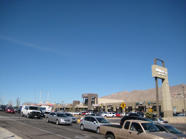 2900 N Mesa St, El Paso, TX à louer - Photo du bâtiment - Image 3 de 9