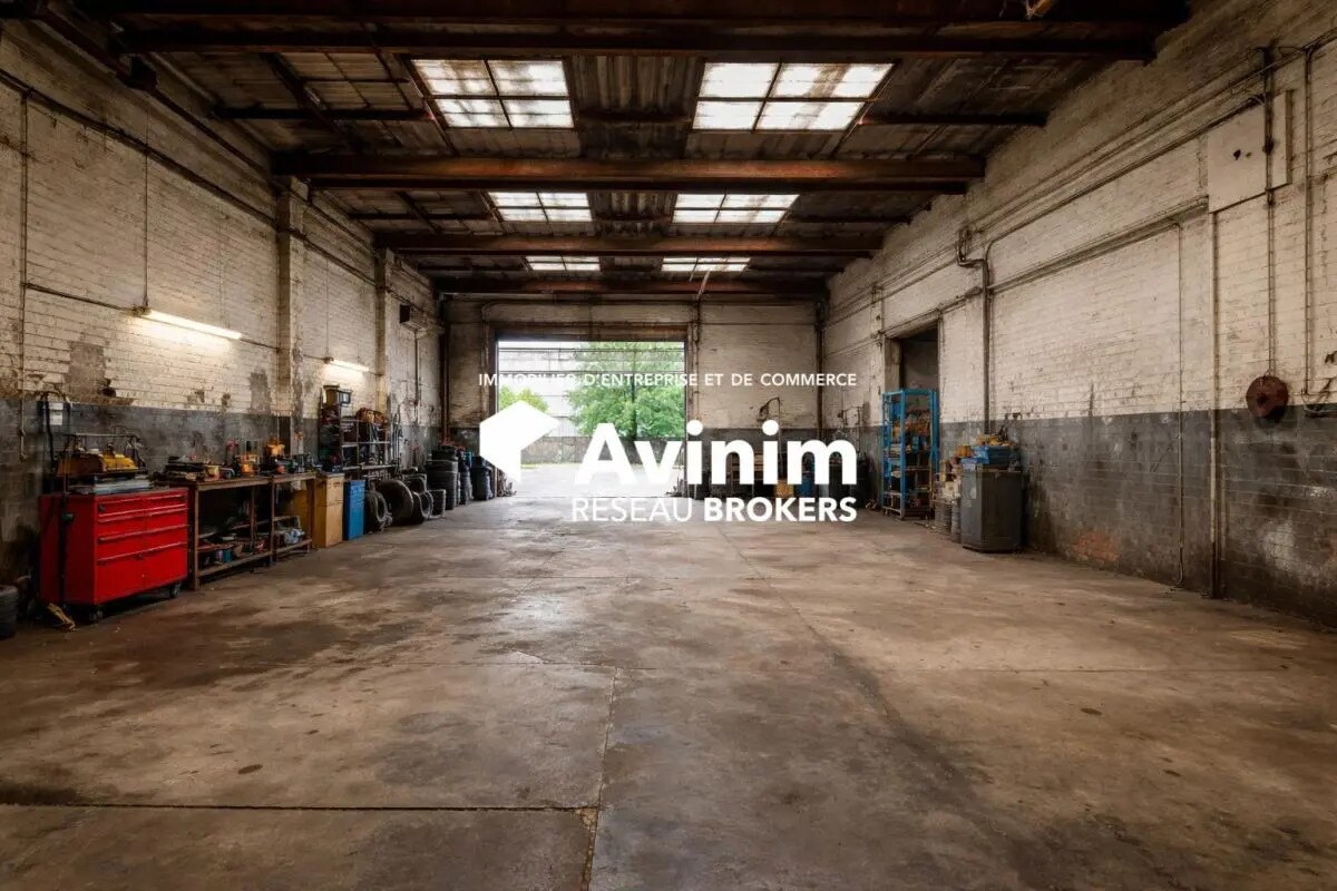 Industrial in Port-de-Bouc for lease Interior Photo- Image 1 of 2