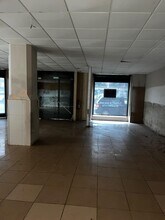 Retail in Tortosa, Tarragona for lease Interior Photo- Image 2 of 5