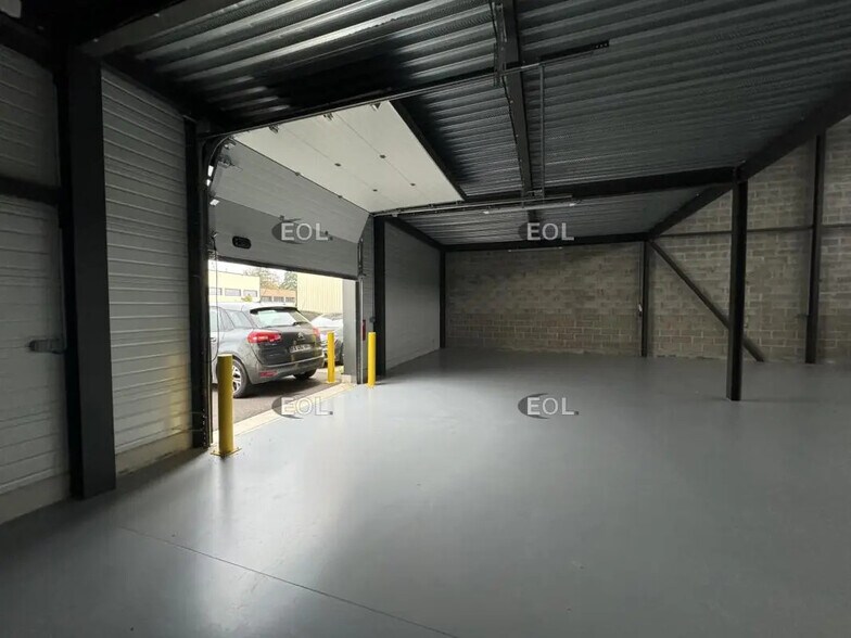 Flex dans Marcoussis à louer - Photo du bâtiment - Image 3 de 6