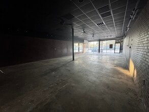 20680 Westheimer Pky, Katy, TX for lease Interior Photo- Image 1 of 4