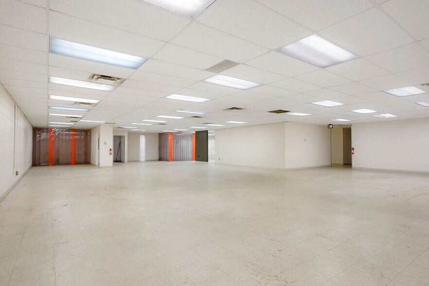 1900 W Yale Ave, Englewood, CO à vendre - Photo du bâtiment - Image 3 de 7