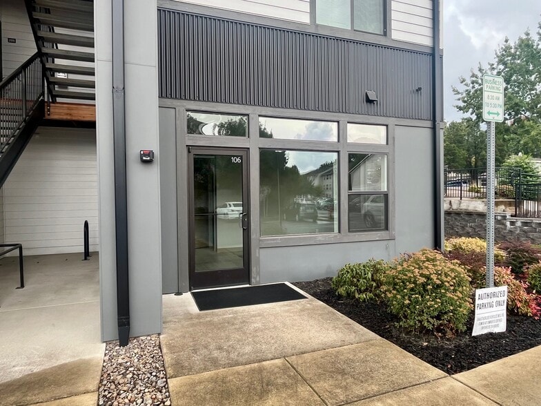 3675 River Rd N, Keizer, OR for lease - Primary Photo - Image 1 of 14