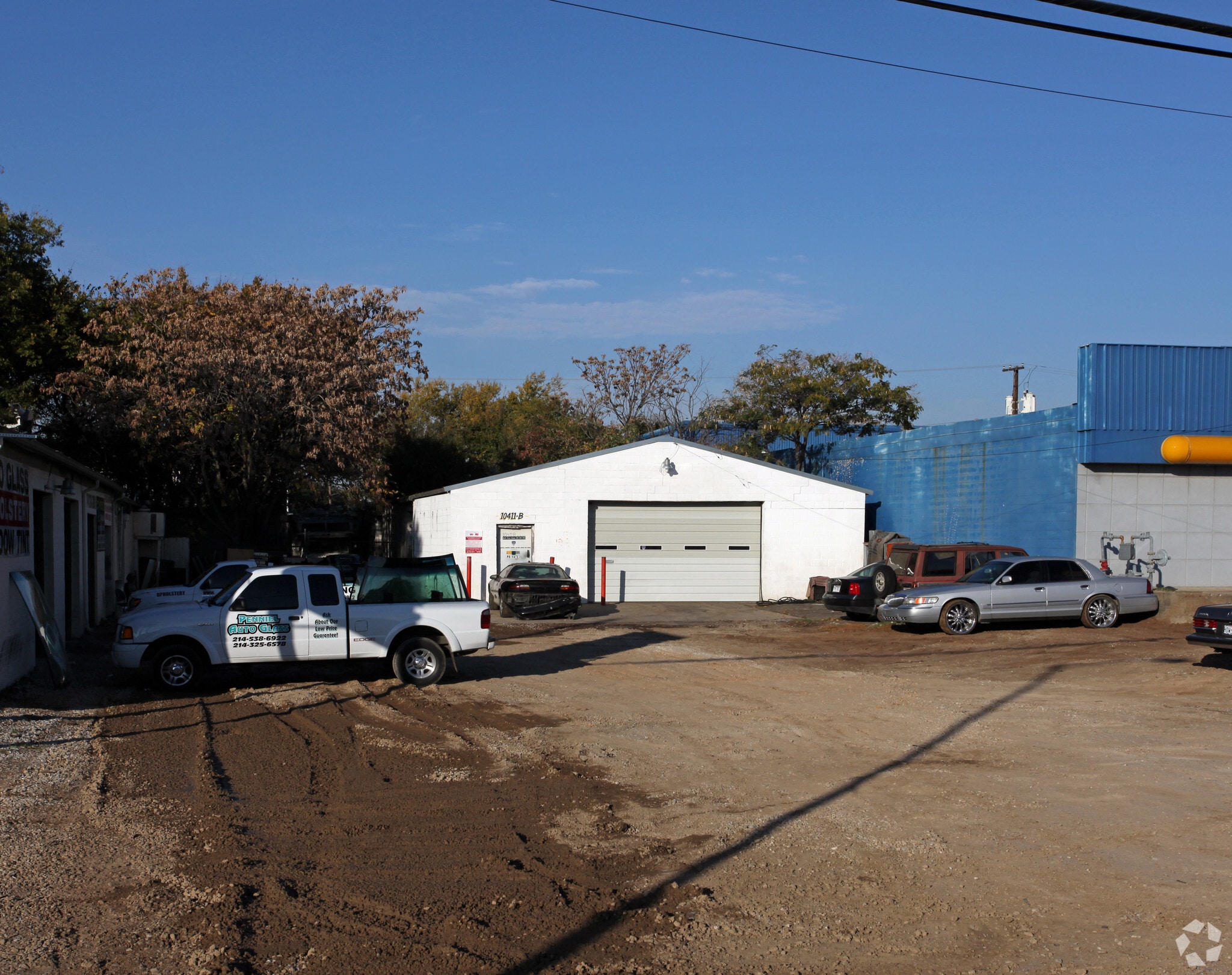 10411 Harry Hines Blvd, Dallas, TX for lease Primary Photo- Image 1 of 26