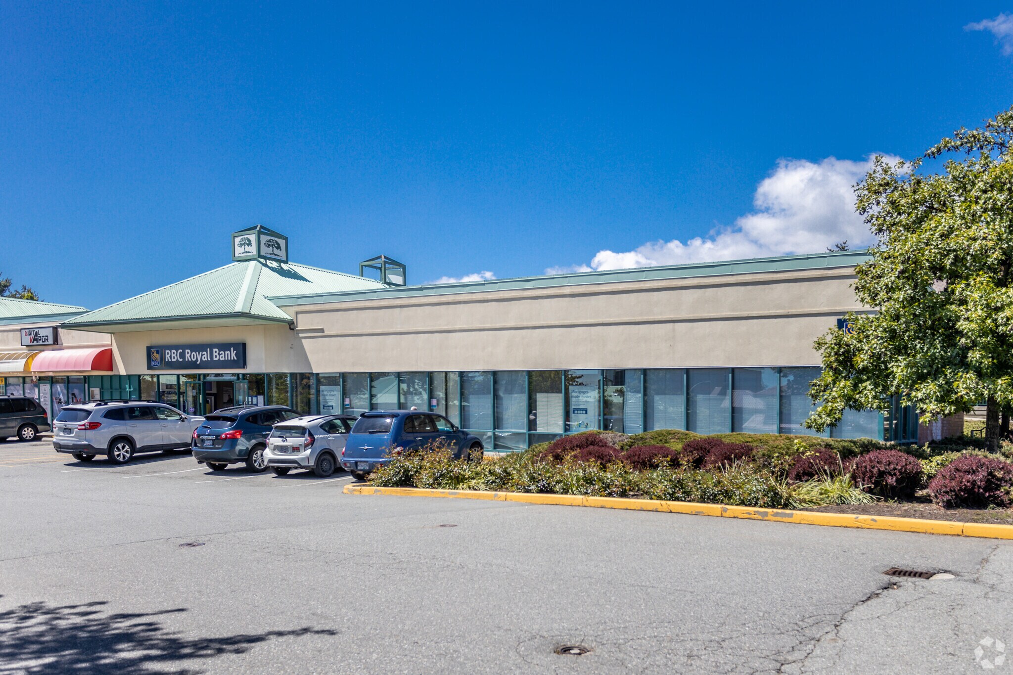 15988 Fraser Hwy, Surrey, BC à vendre Photo du bâtiment- Image 1 de 1