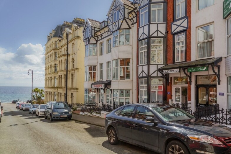 5 Empress Drive, Douglas for sale Primary Photo- Image 1 of 28