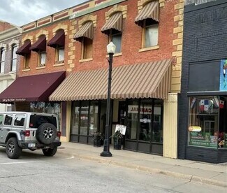 Plus de détails pour 110 E Main St, Chanute, KS - Commerce de détail à vendre
