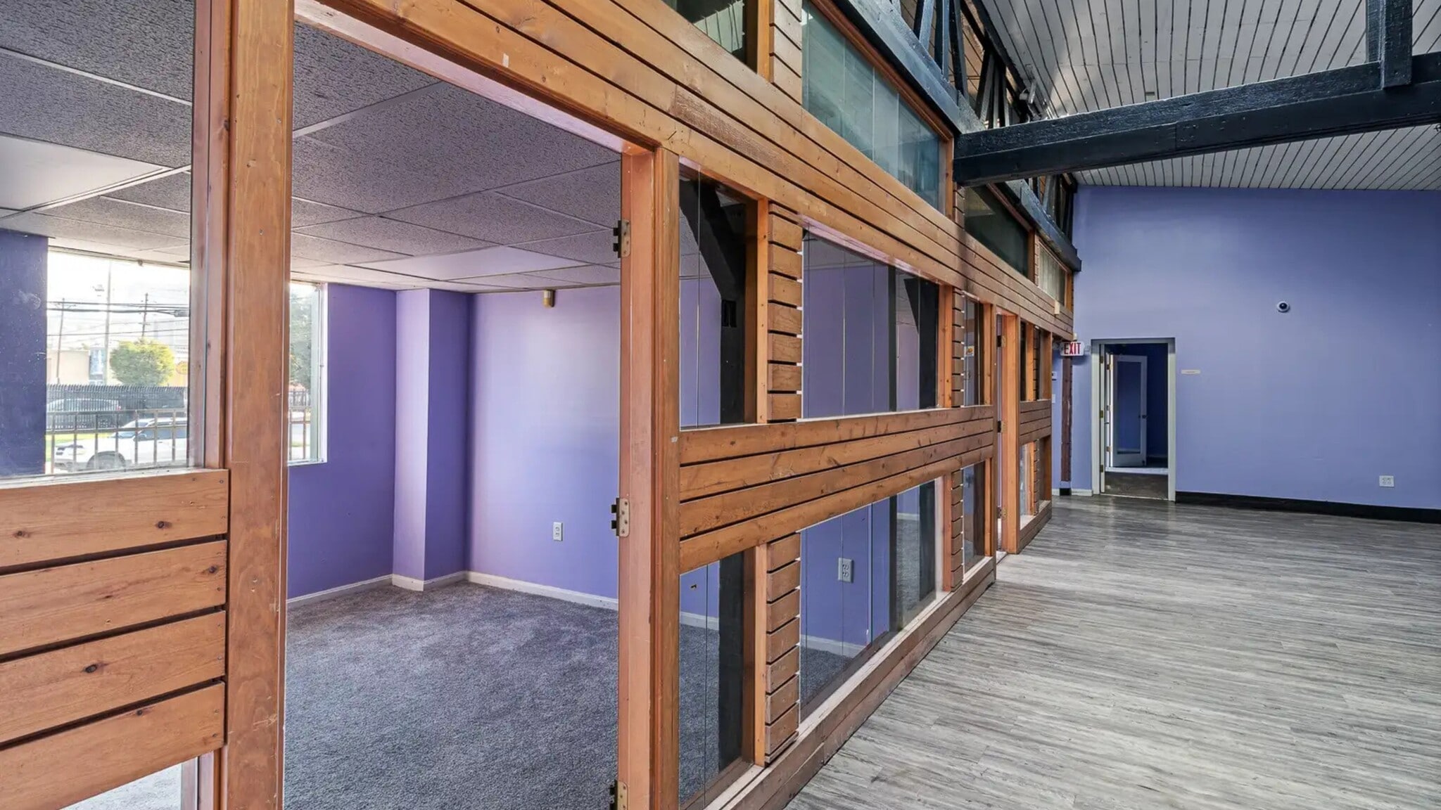 800 Cawthon St, Louisville, KY for sale Interior Photo- Image 1 of 14