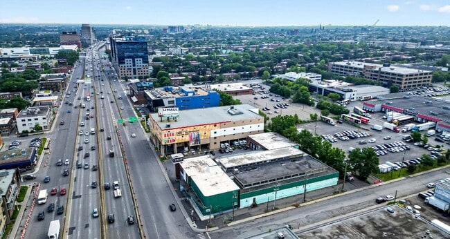 Plus de détails pour 310 Boul Crémazie O, Montréal, QC - Industriel à vendre