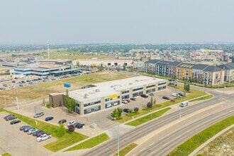 3 Kingsview Rd SE, Airdrie, AB - Aerial map view
