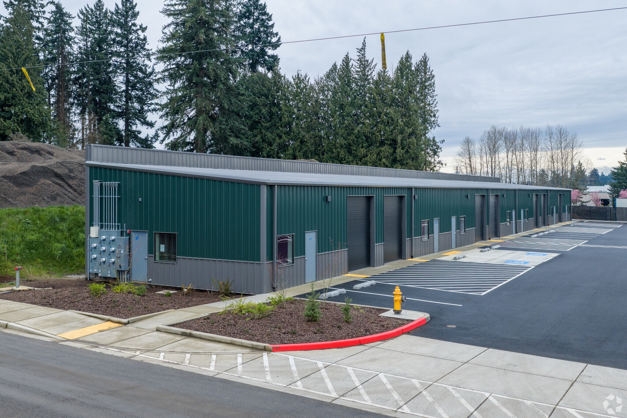 7110-7114 NE 43rd Ave, Vancouver, WA for sale Primary Photo- Image 1 of 7