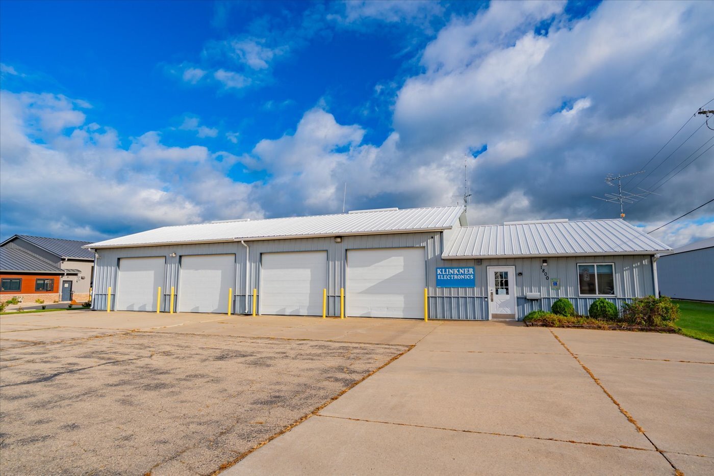 1800 North St, Prairie Du Sac, WI for sale Primary Photo- Image 1 of 10