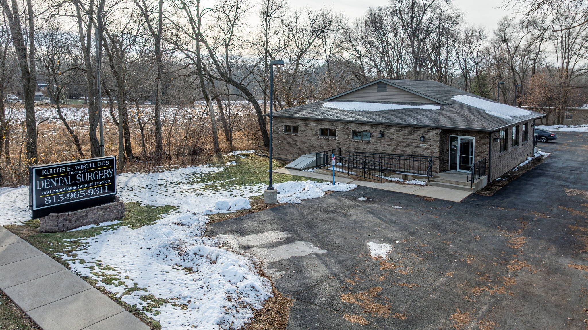 1107 S Mulford Rd, Rockford, IL for sale Primary Photo- Image 1 of 17