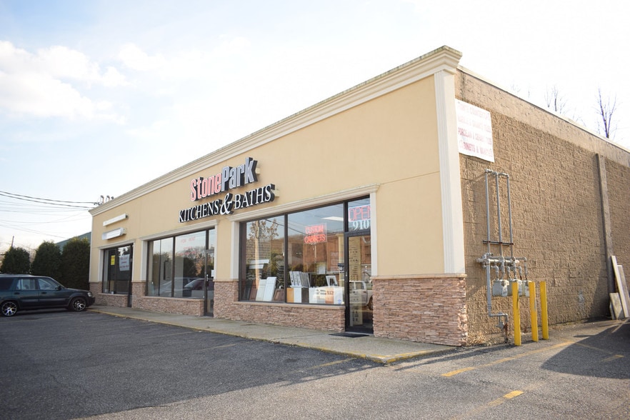 906-910 W Jericho Tpke, Smithtown, NY à vendre - Autre - Image 3 de 3
