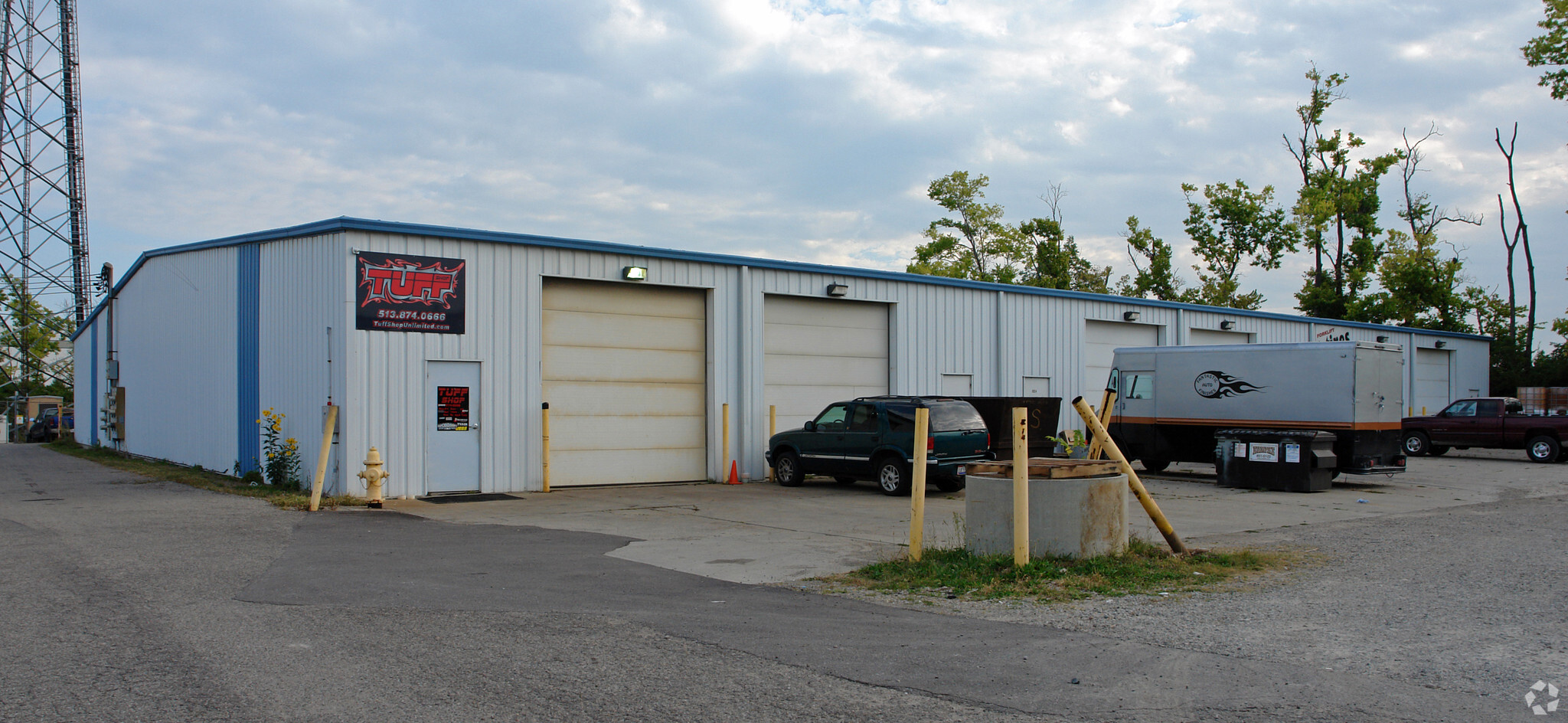 8890-8942 Goodsite Dr, Hamilton, OH for lease Primary Photo- Image 1 of 4