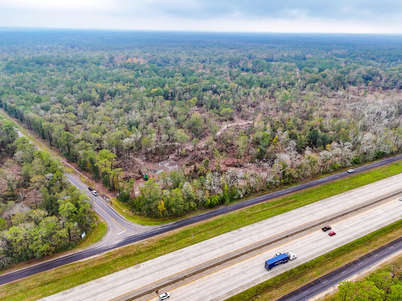 I H 10 E, Vidor, TX for lease - Building Photo - Image 3 of 5