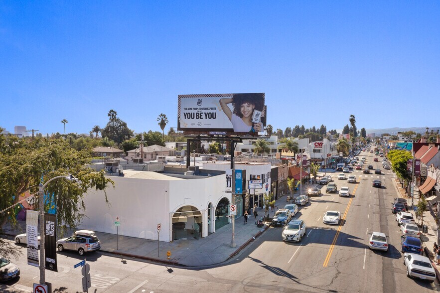 7450-7454 Melrose Ave, Los Angeles, CA à louer - Photo du bâtiment - Image 2 de 30