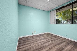 911 E Atlantic Blvd, Pompano Beach, FL for lease Building Photo- Image 2 of 9