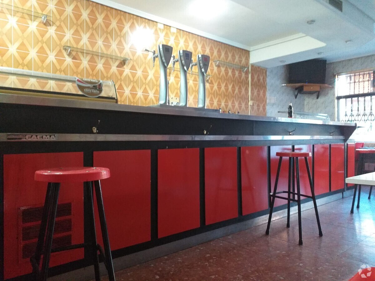 Plaza Coronación, 13, Pozuelo de Alarcón, MAD 28223 -  -  - Interior Photo - Image 1 of 10