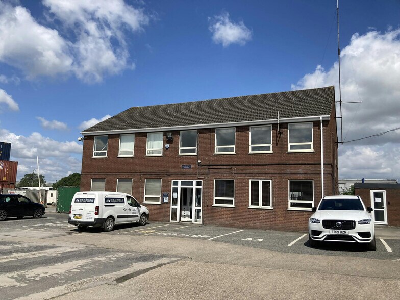 Killingholme Airfield, North Killingholme à louer - Photo du bâtiment - Image 3 de 8