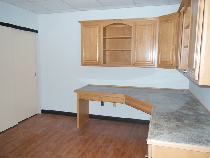 8695 Connecticut St, Merrillville, IN for sale - Interior Photo - Image 3 of 41