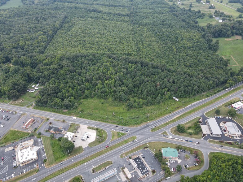 Dahlgren Rd, King George, VA à vendre - Photo du bâtiment - Image 3 de 13