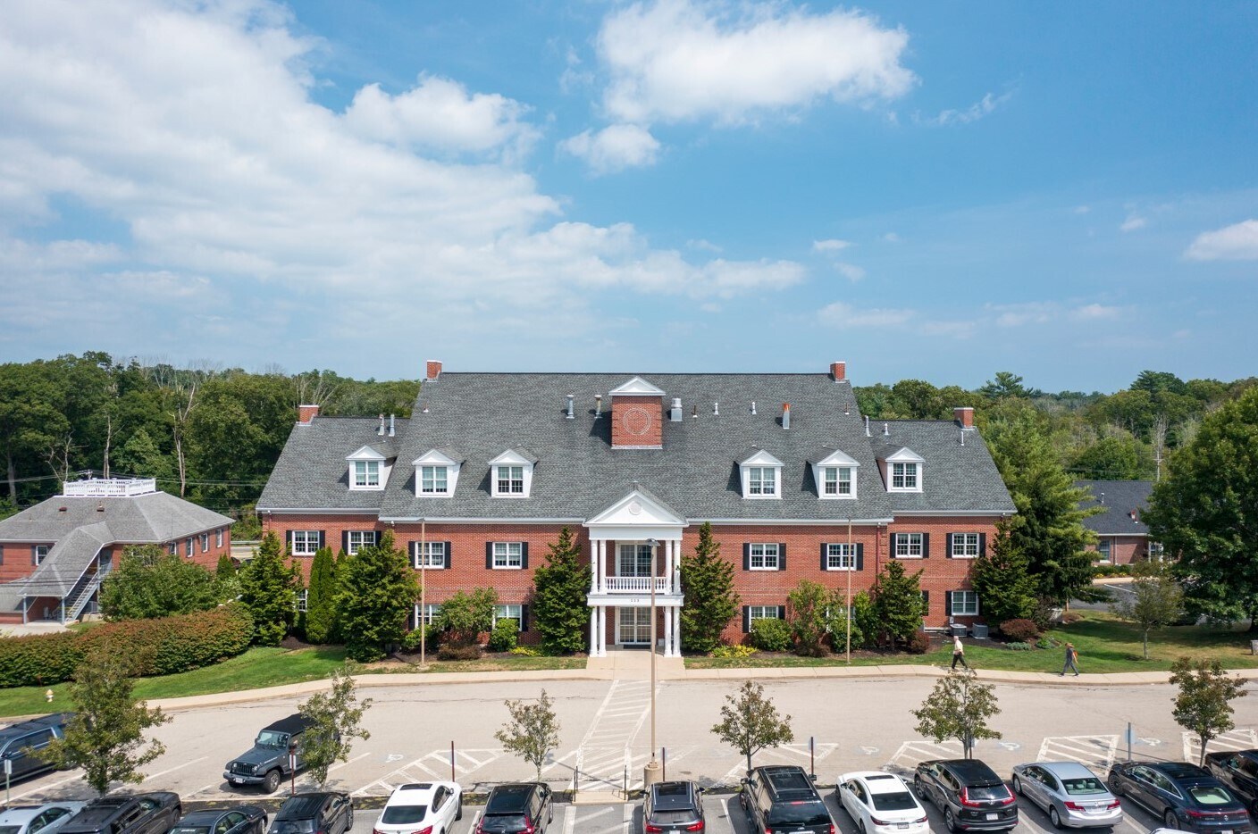 223 Chief Justice Cushing Hwy, Cohasset, MA à louer Photo du bâtiment- Image 1 de 34