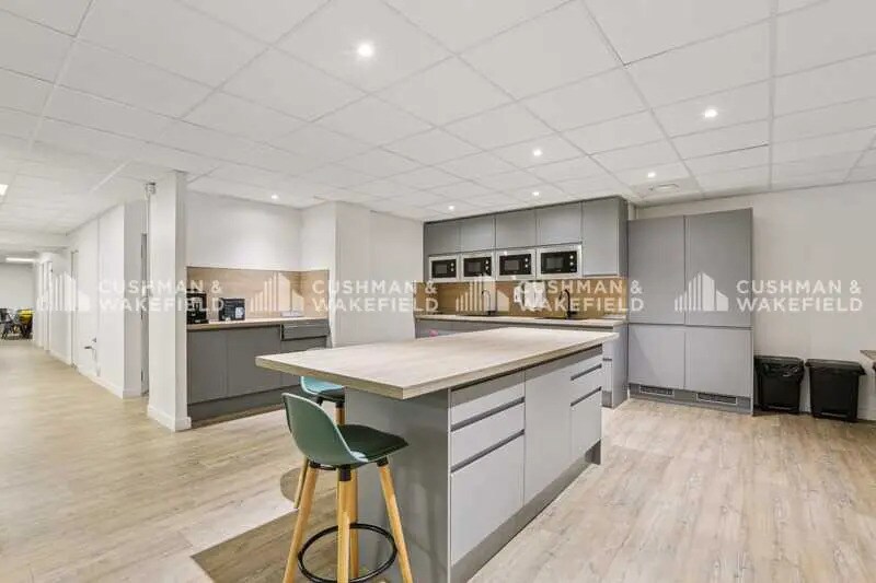 32 Bis Boulevard De Picpus, Paris à louer - Photo du bâtiment - Image 2 de 7