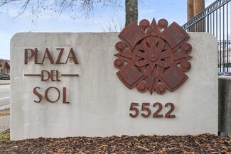 Plus de détails pour 5522 New Peachtree Rd, Chamblee, GA - Commerce de détail à louer