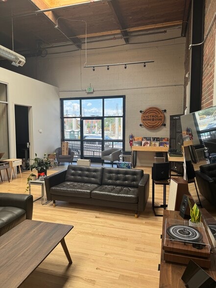 3344-3370 Walnut St, Denver, CO for lease - Interior Photo - Image 2 of 9