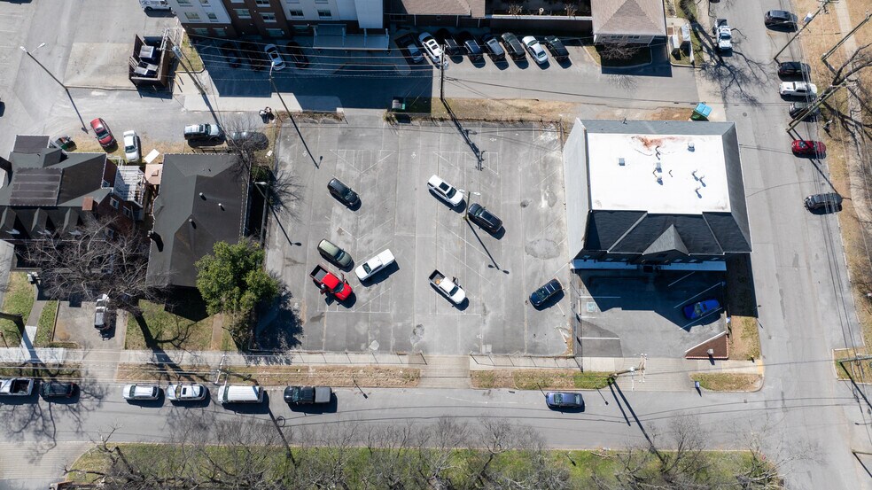 211-215 24th Ave N ave, Nashville, TN for sale - Primary Photo - Image 1 of 5