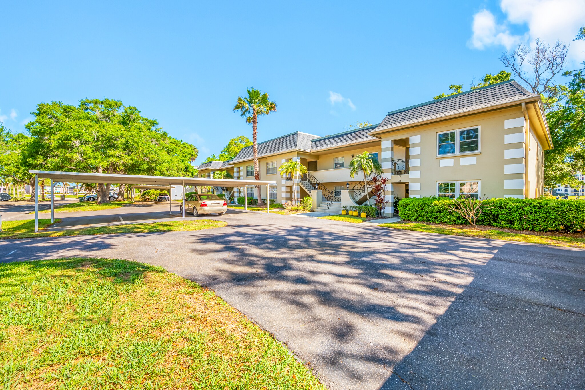 68 Country Club Dr, Largo, FL à vendre Photo principale- Image 1 de 16