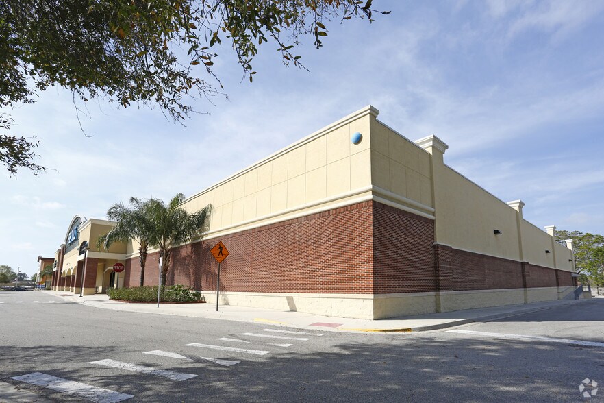 510 Blanding Blvd, Orange Park, FL à louer - Photo du bâtiment - Image 3 de 8