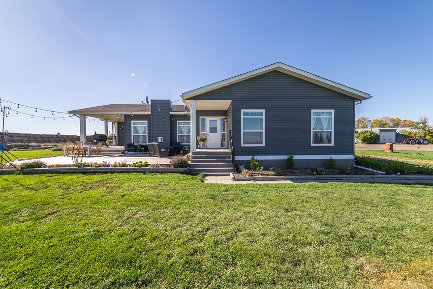 262035 Rge Rd 282, Rocky View No 44, AB for sale - Building Photo - Image 3 of 10