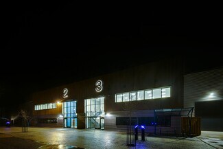 Plus de détails pour Headley Rd E, Reading - Industriel à louer