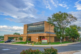 2 Garden Ctr, Broomfield, CO for lease Building Photo- Image 1 of 11