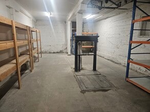 260 N Petaluma Blvd, Petaluma, CA for lease Interior Photo- Image 2 of 4