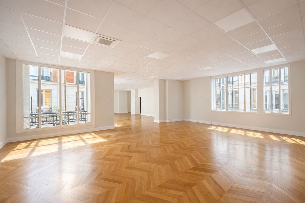 5 Rue Du Renard, Paris for lease Building Photo- Image 1 of 10
