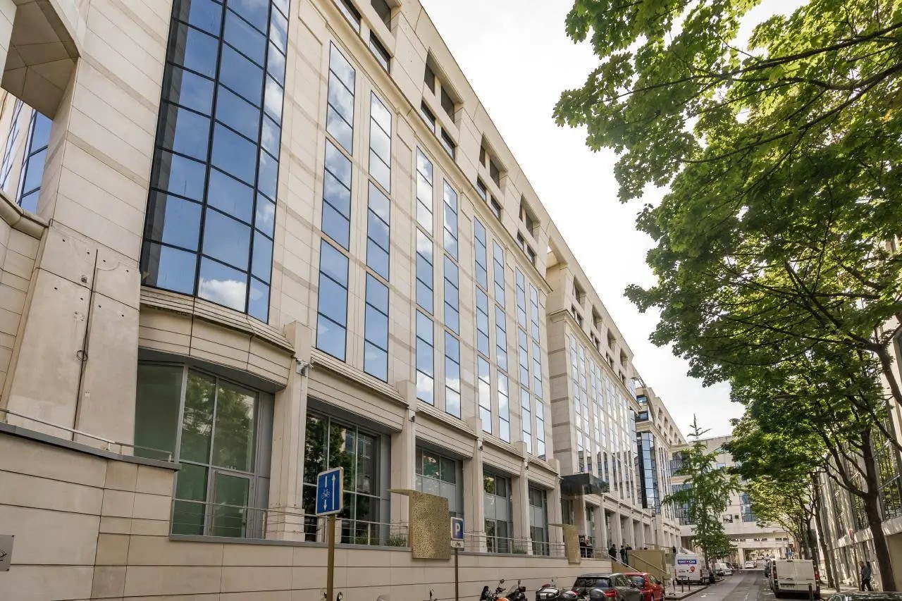 Office in Sèvres for lease Building Photo- Image 1 of 22
